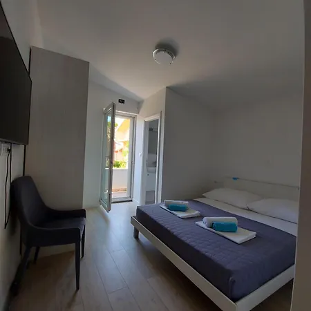 Apartment Istuk 2 Ante Kaštela
